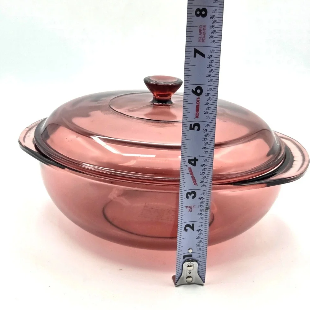 Pyrex this cranberry